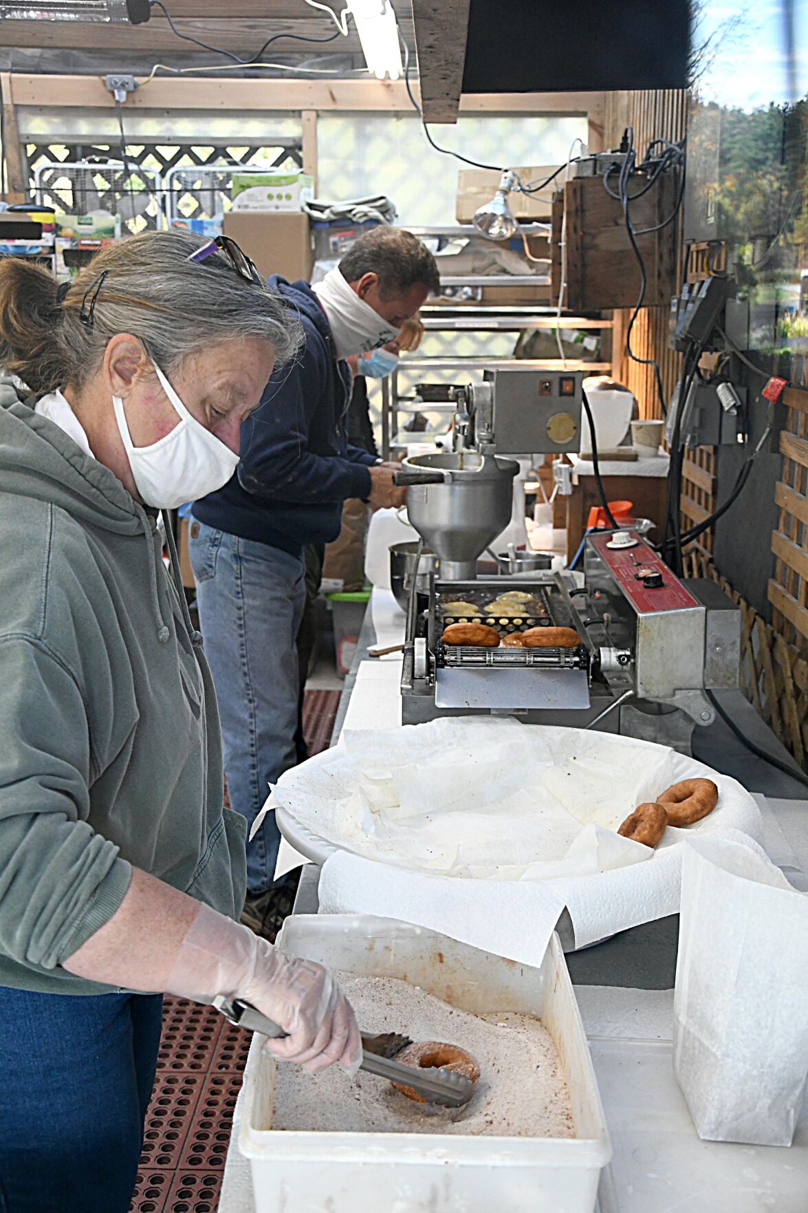 Making cider donuts in Manchester